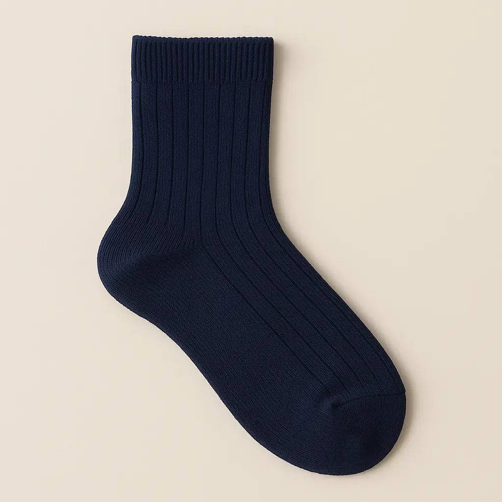 Chaussettes enfants Couleurs bleu marine en coton mi-mollet vue à plat