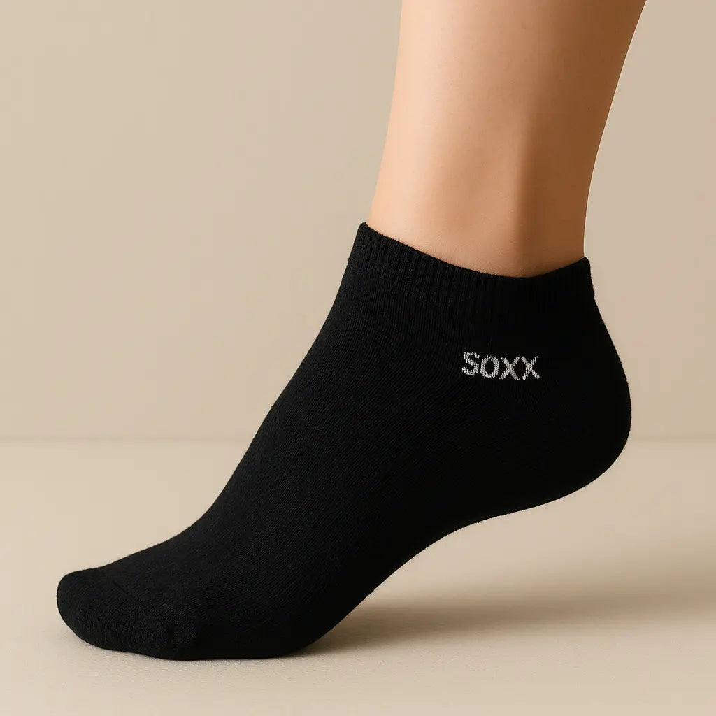 Chaussettes enfants socquettes noir coton SOXX sur pied mannequin