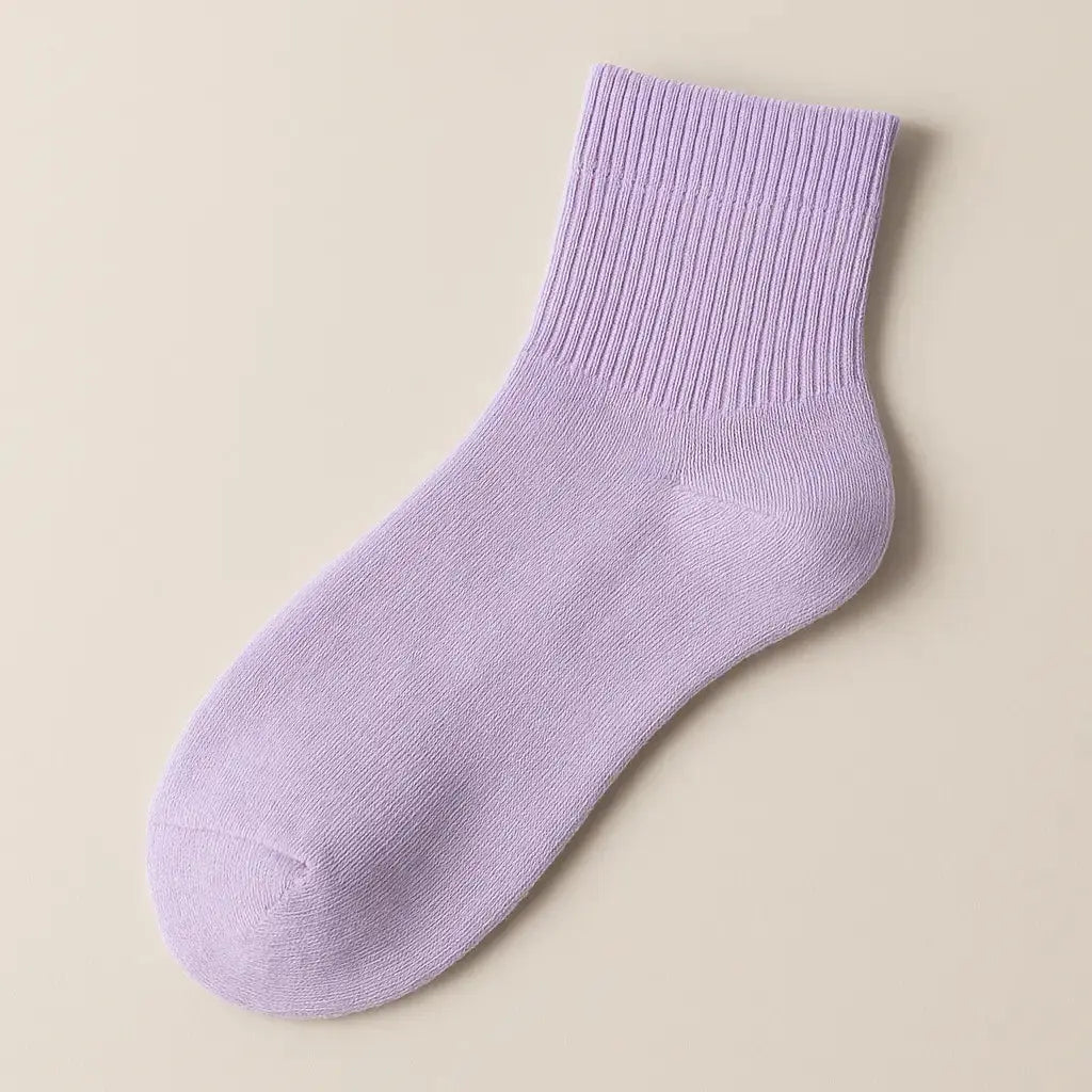 Chaussettes femmes couleur violet clair courtes en coton vue à plat