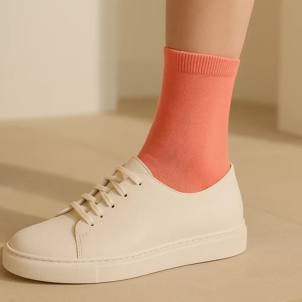 Chaussettes femmes Couleurs Rouge Corail coton mollet avec chaussures