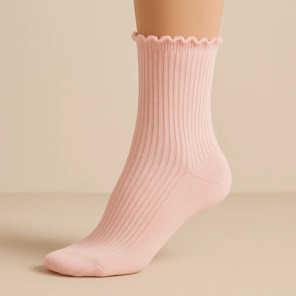 Chaussettes femmes Couleurs rose clair mollet coton sur pied mannequin
