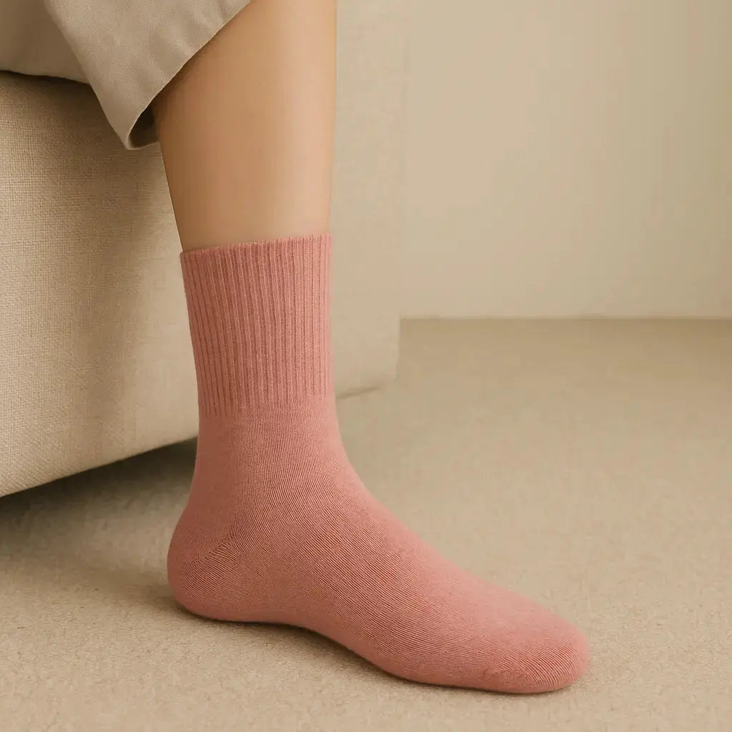 Chaussettes Femmes Essential Mollet Coton Rose en situation