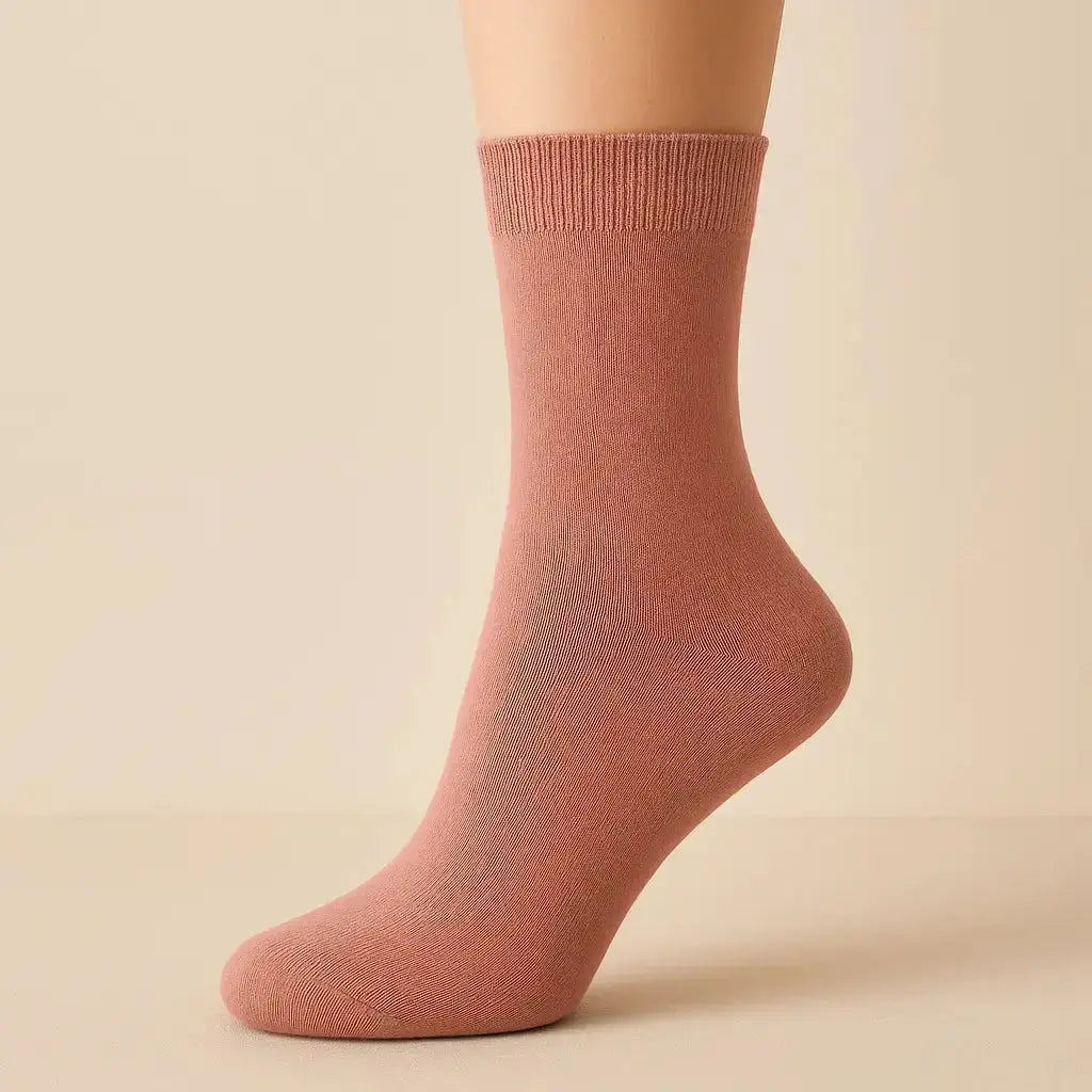 Chaussettes femmes Essential mollet coton rose clair sur pied mannequin