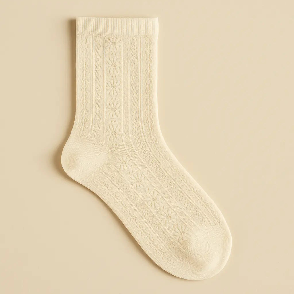Chaussettes femmes Fleurs blanches mi-mollet en coton vue à plat