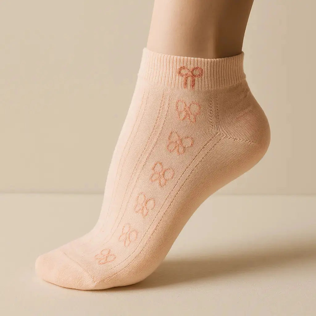 Chaussettes Femmes Noeuds Courtes Coton Rose sur pied mannequin