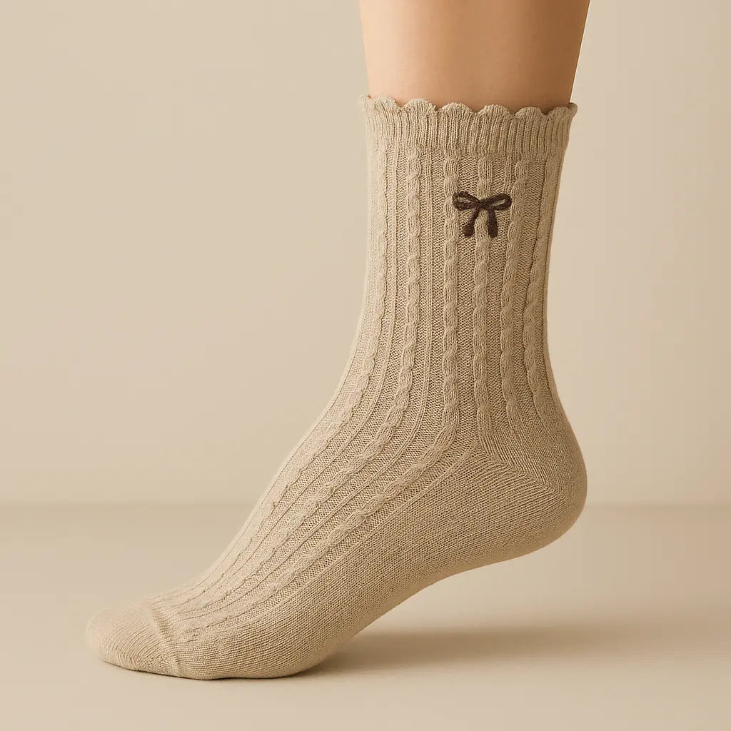 Chaussettes Femmes Noeud Mollet Coton Brun Cendré sur pied mannequin