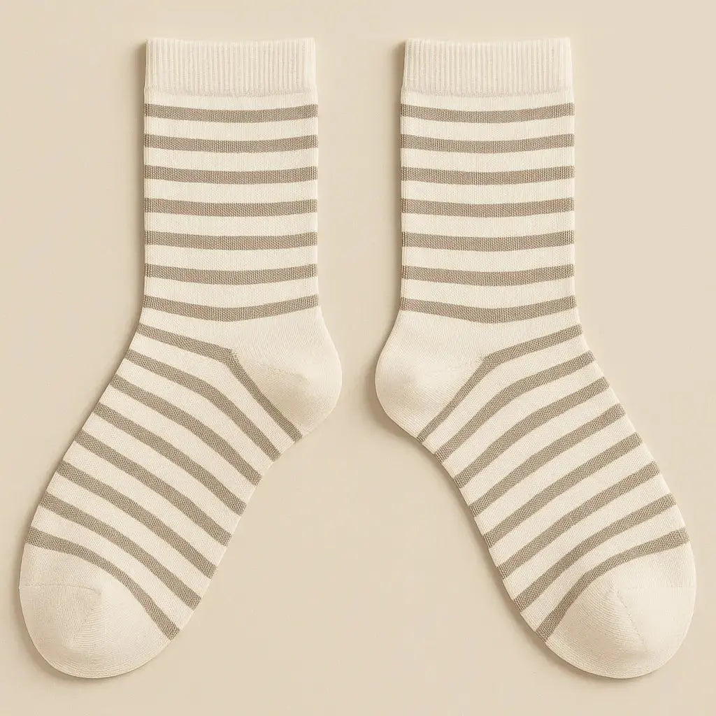 Chaussettes femmes rayures gris clair en coton mi-mollet paire
