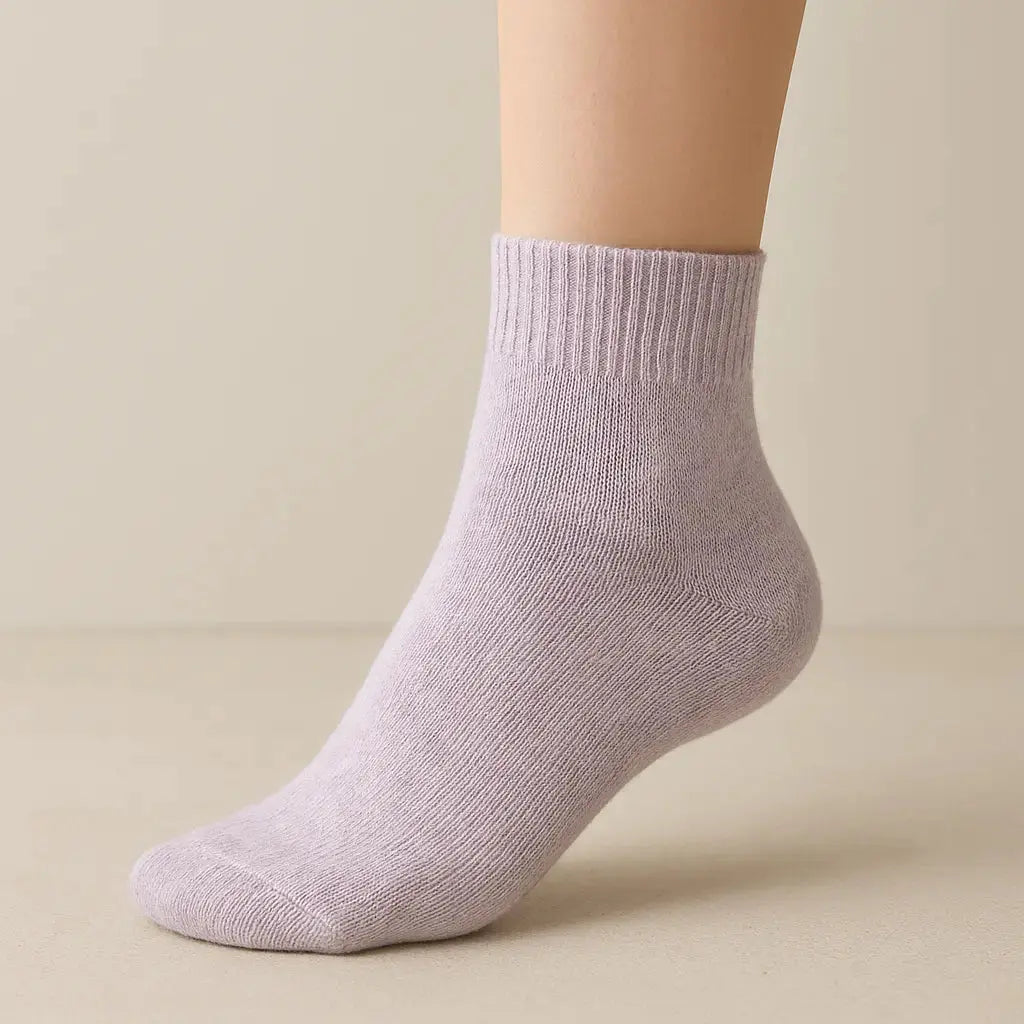 Chaussettes femmes courtes violet coton SOXX sur pied mannequin
