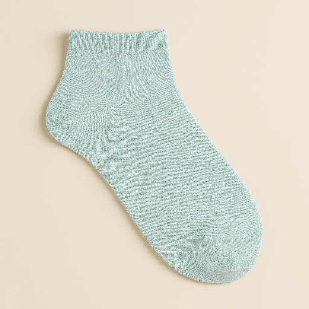 Chaussettes femme socquettes bleu clair coton vue à plat