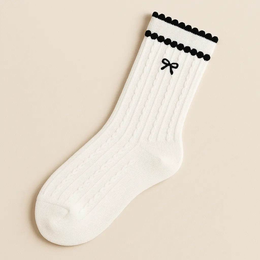 Chaussettes femmes sport mollet en coton blanc vue à plat