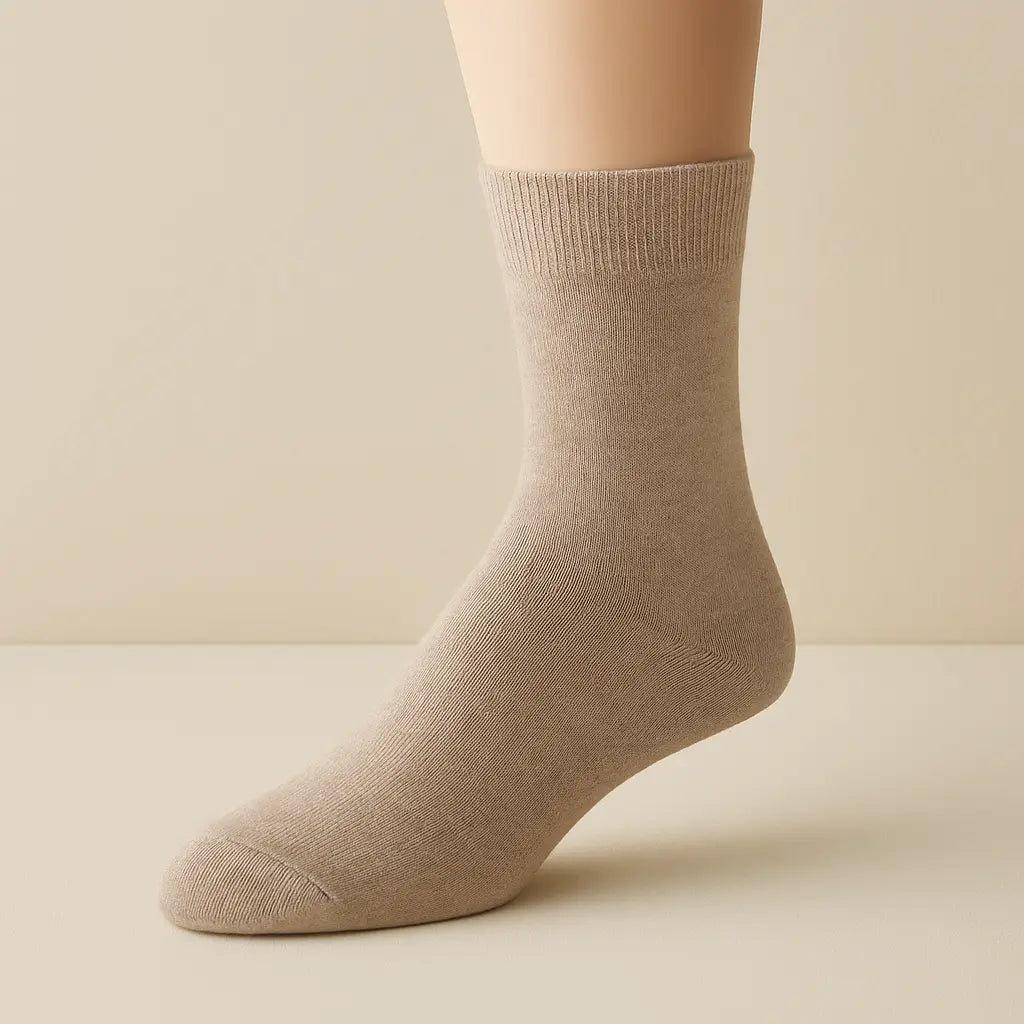 Chaussettes hommes Couleurs beige coton mollet sur pied mannequin