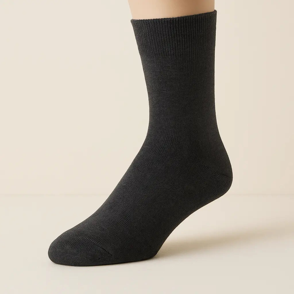 Chaussettes Hommes Couleurs Gris Foncé Mollet Coton sur pied mannequin