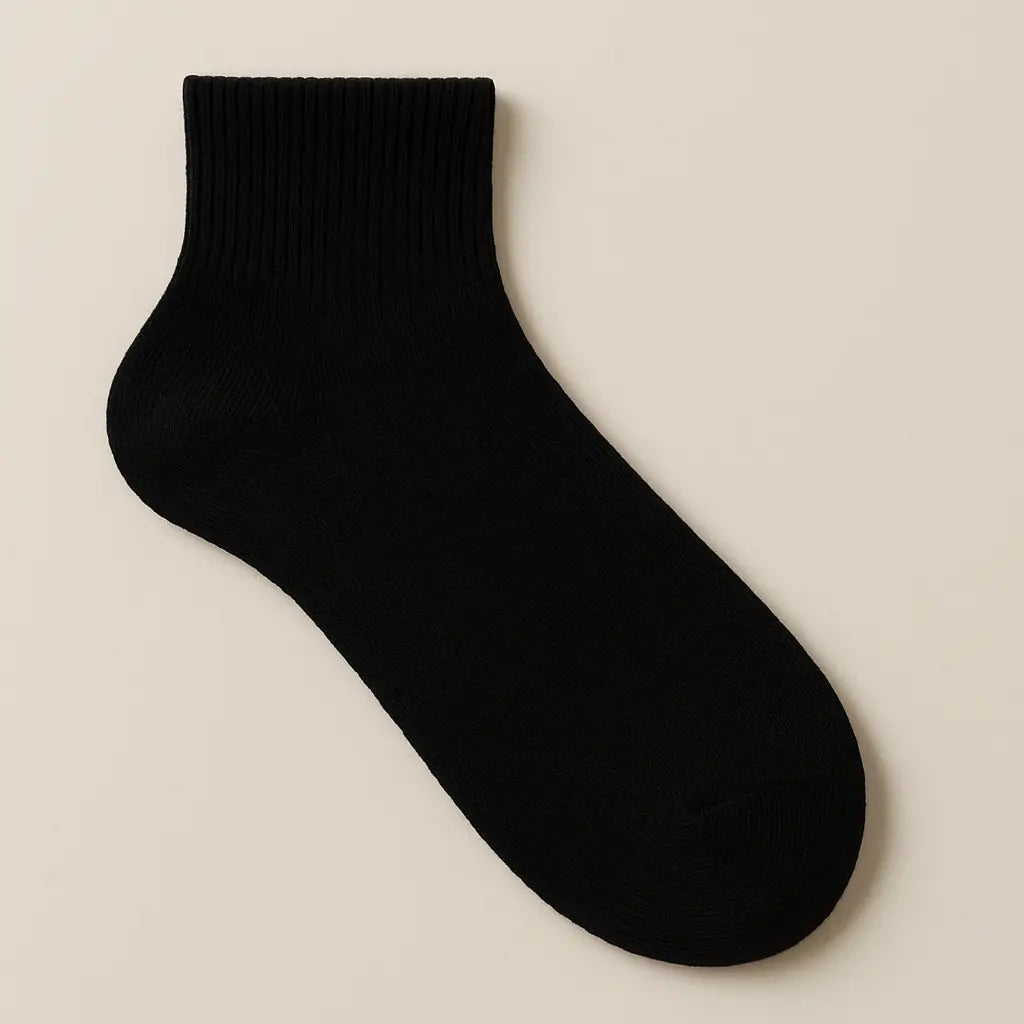 Chaussettes homme courtes noires en coton vue à plat