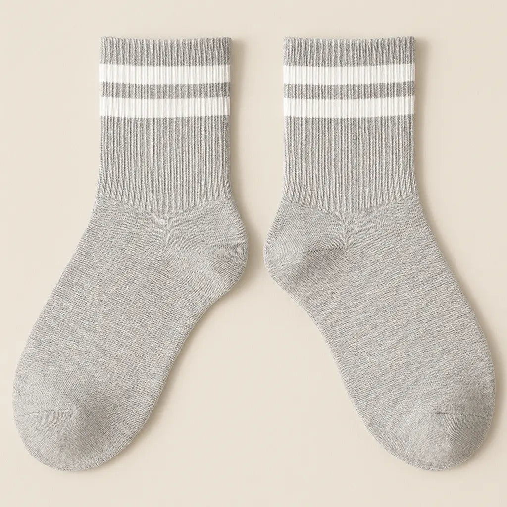 Chaussettes homme courtes en coton gris clair paire